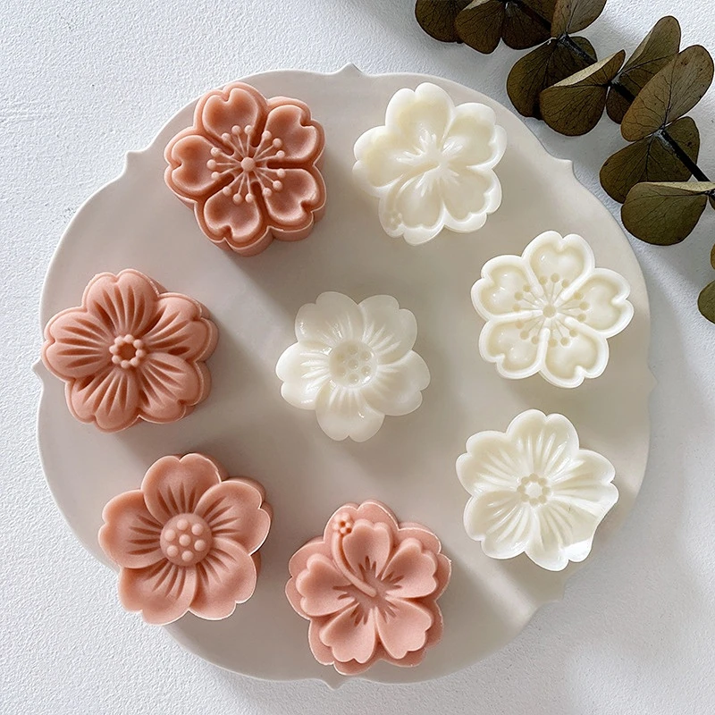 

4Pcs/Set Plungers Pastry Tools Mooncake Mold Cherry Blossom Flowers Sakura Pattern Stamps Hand Press Mold Mid-autumn Festival