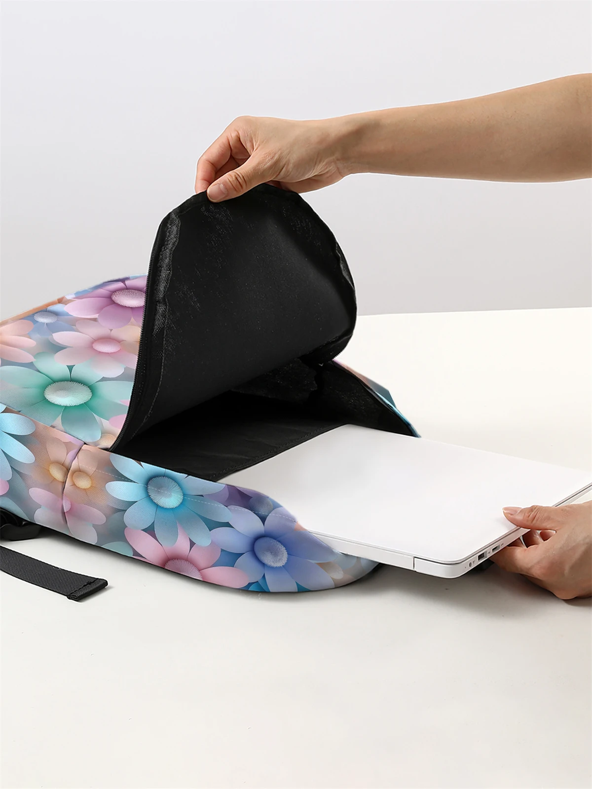 New men's and women's large capacity university backpacks, fashionable women's laptops, backpacks, cute girls' travel bags