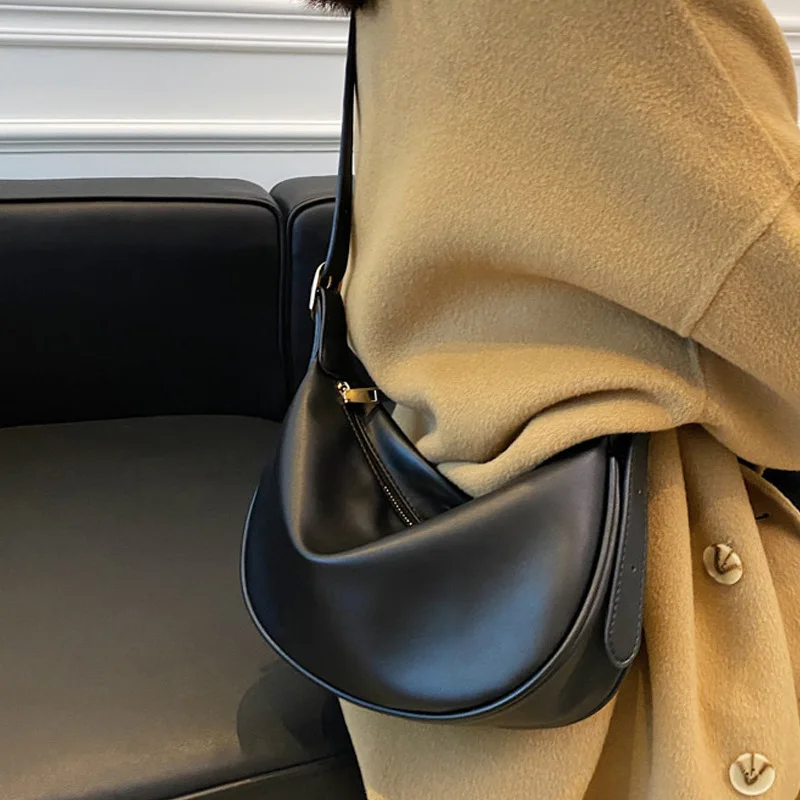 

Viney Underarm Bag Women's Bag Cowhide Bag Women's 2023 New Crossbody Bag Autumn and Winter Large Capacity Commuting One