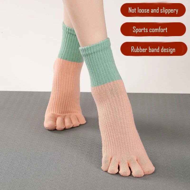 

Women Yoga Socks Anti-Slip Thickened Winter Cotton Five Fingers Socks Elasticity Sports Fitness Pilates Ballet Dance Toe Socks
