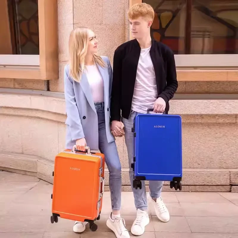 Lightweight PC Luggage 24