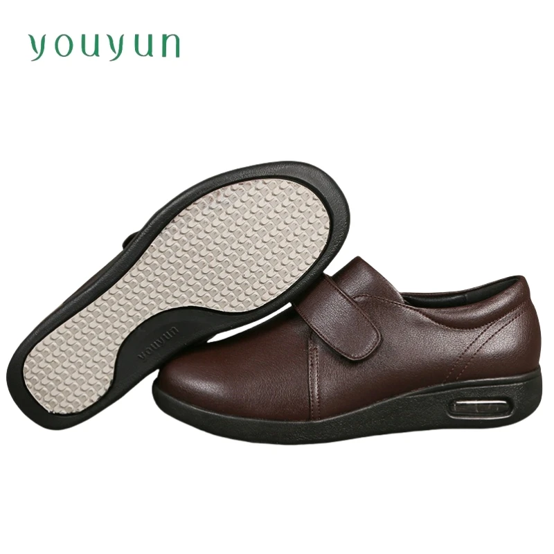 Autumn winter Men's Elderly Casual Leather Shoes Lightweight Large Men's Shoes Single Shoes Soft soled Middle aged Leather Shoes 3