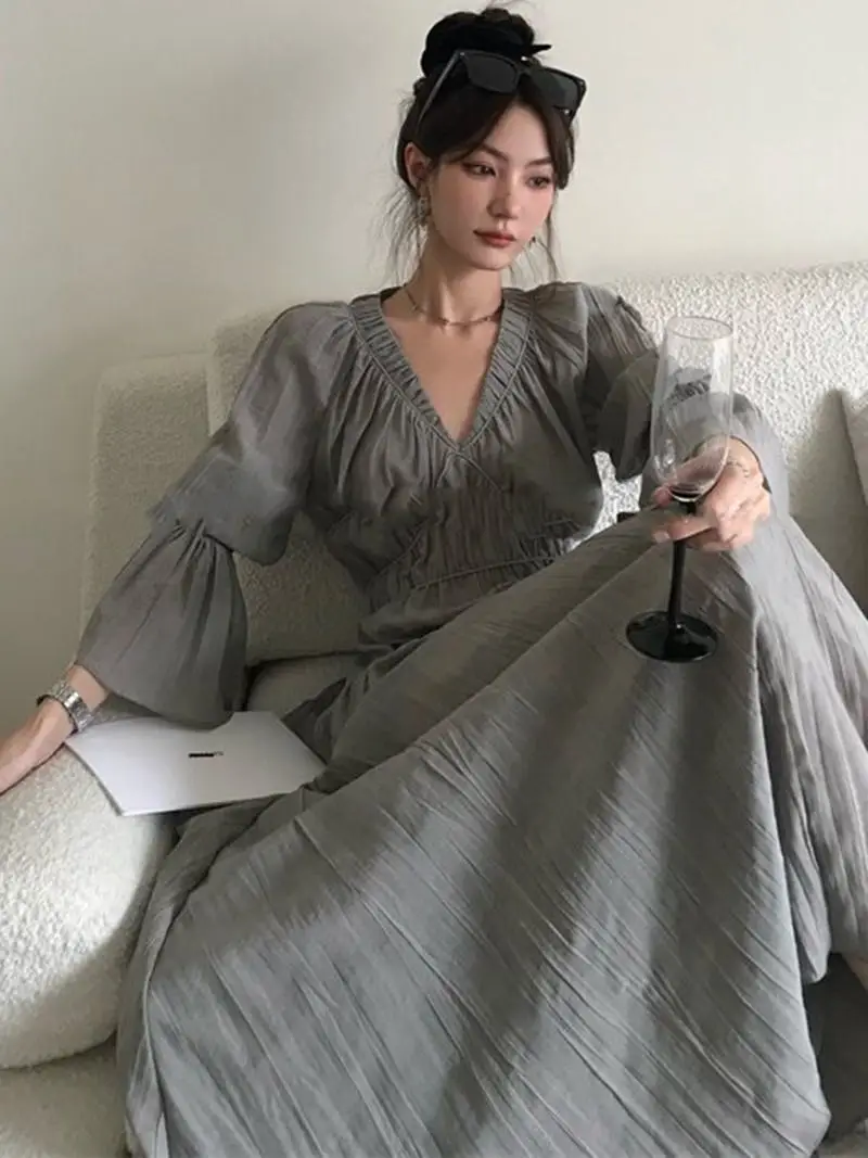 

2023 Newest Women Elegant V-neck Pleated Dresses Spring Casual A-line Midi Lantern Sleeve Vestidos Summer Spring