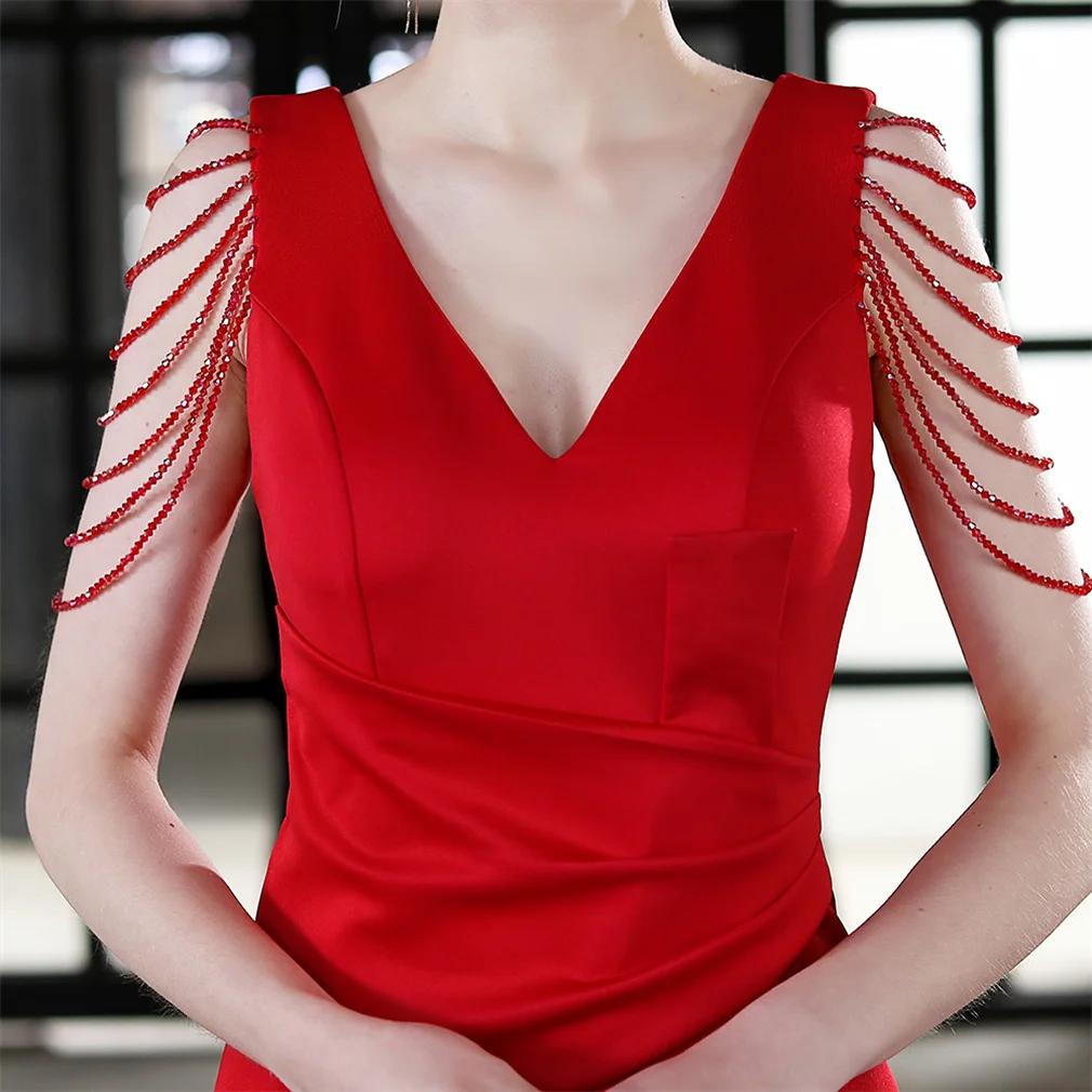 Рисунок 5 - Красное женское длинное платье для выпускного вечера