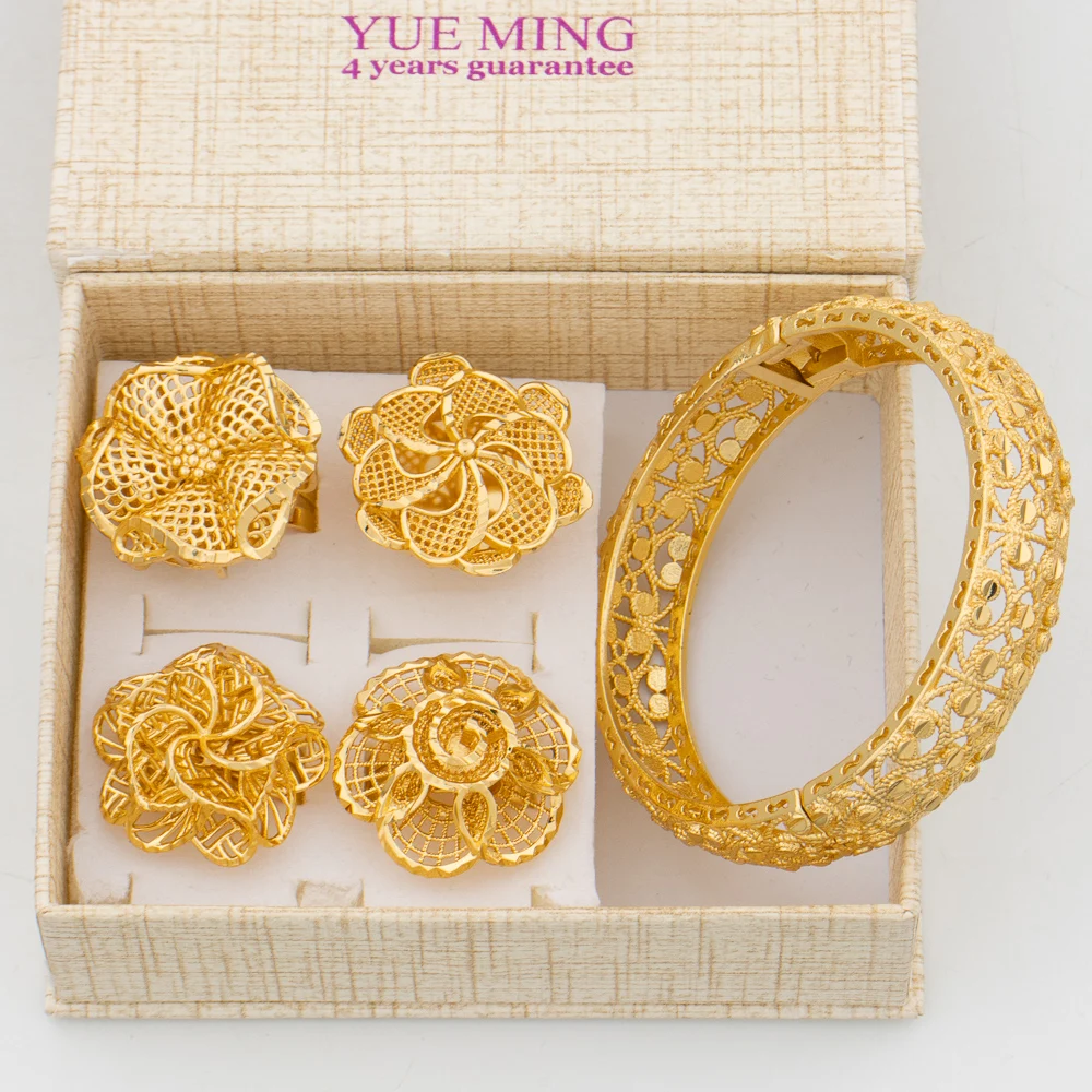 Luxury Dubai Ring Design for Women Stainless Steel Stackable Lady Gold Color Ring for Wedding Bridal Party Trendy Jewelry Gift