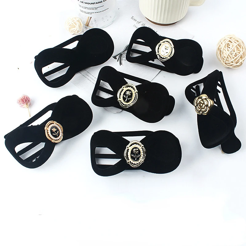 Elegant Simple Black Letter Inlaid Pearl Hair Grips Ponytail Claw for Women Girls Vintage Ponytail Hair Clip Styling Accessories