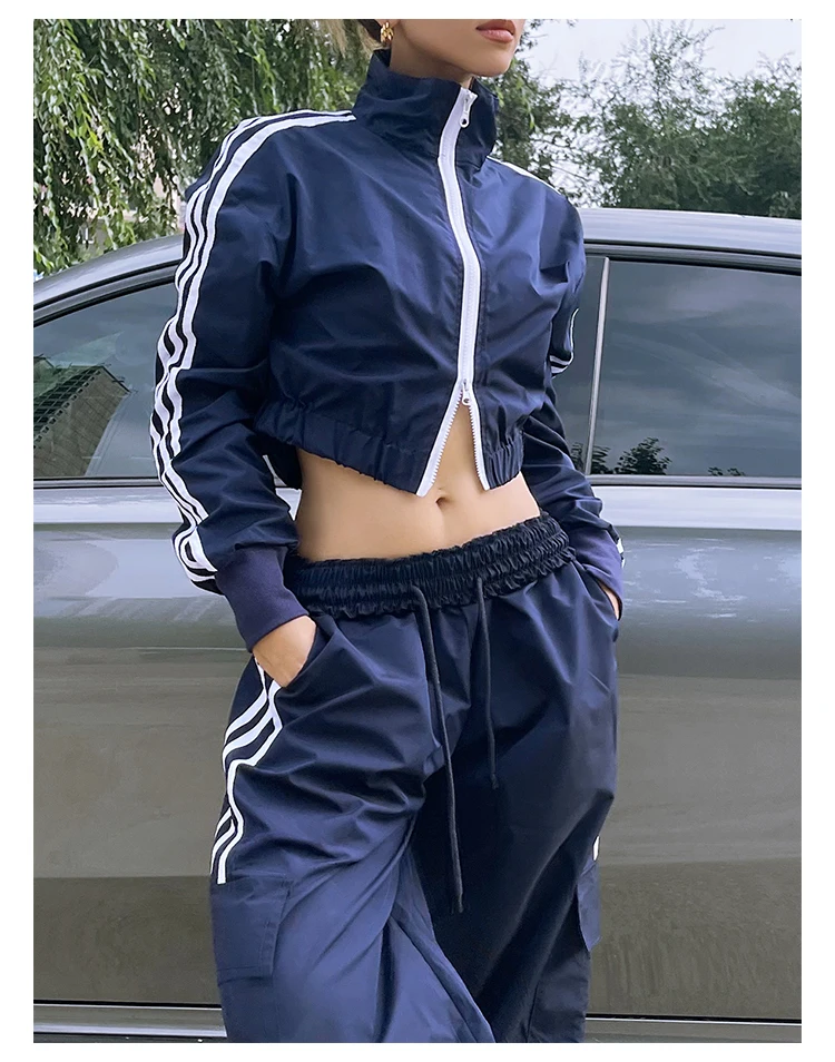 Women Striped Training Tracksuit Set With Double Zip Jacket And Drawstring Cuff Straight Leg Pockets Detail