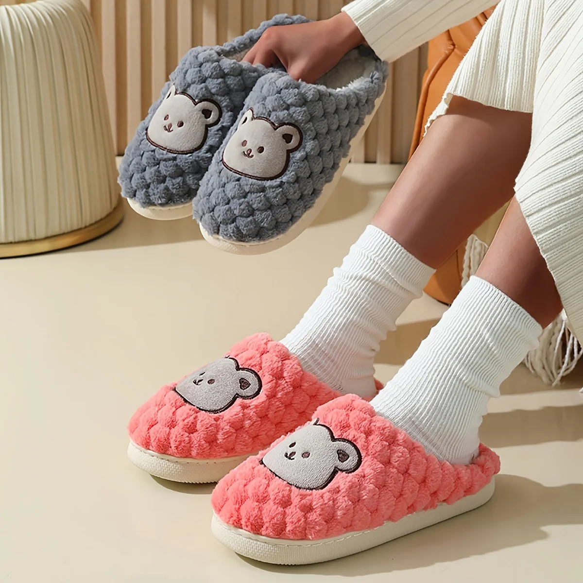 

Women Cute Cartoon Bear Embroidery Home Slippers Plush Indoor Slippers