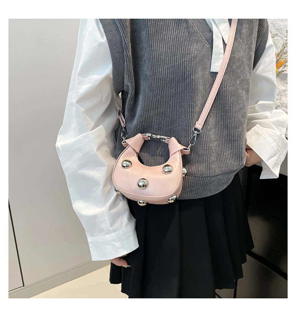 Fashion High-end Studded Shoulder Bag Mini PU Leahter Crossbody Bags Punk Design Female Adjustable Strap Handbags Zipper Clutch