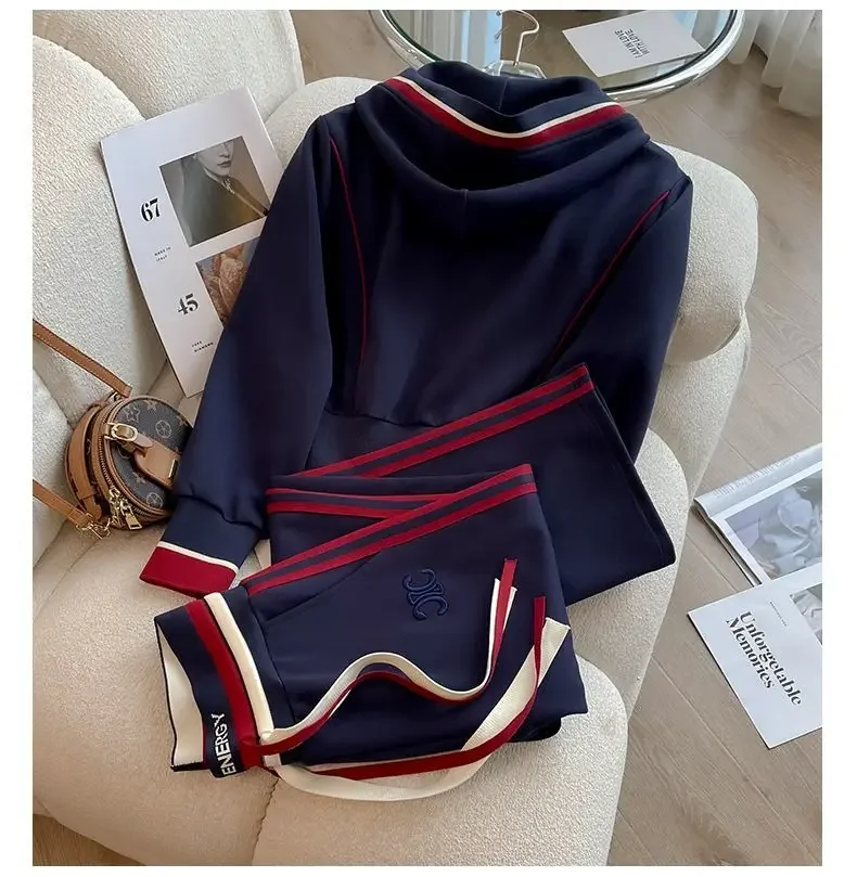 High Quality Golf Suits Women Golf Wear 2025 Spring New Two Piece Set Fashion Hooded Coat + Sports Pants Women Golf Clothes 3