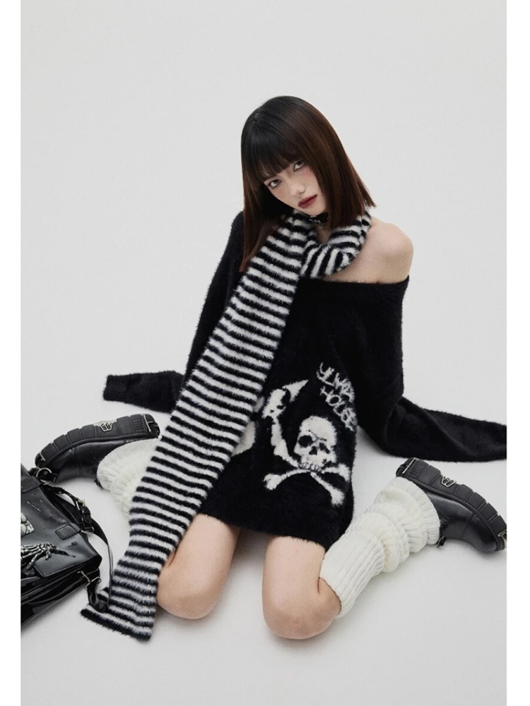 

Женский свитер с V-образным вырезом, длинным рукавом