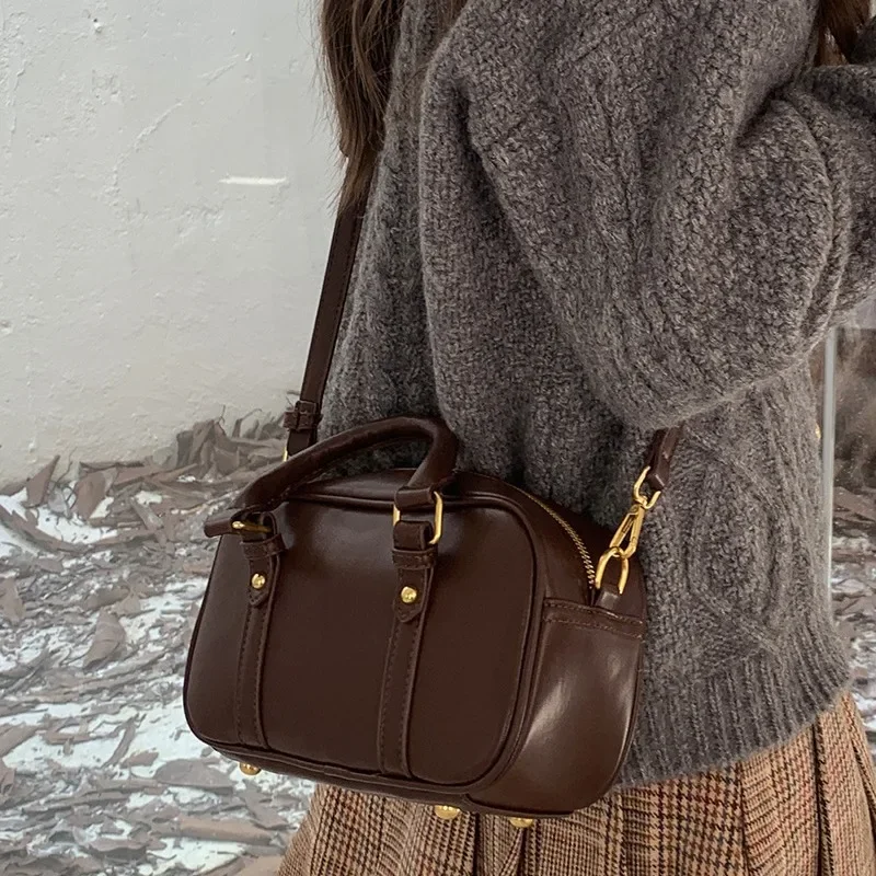 حقيبة كتف جلدية ريترو 2