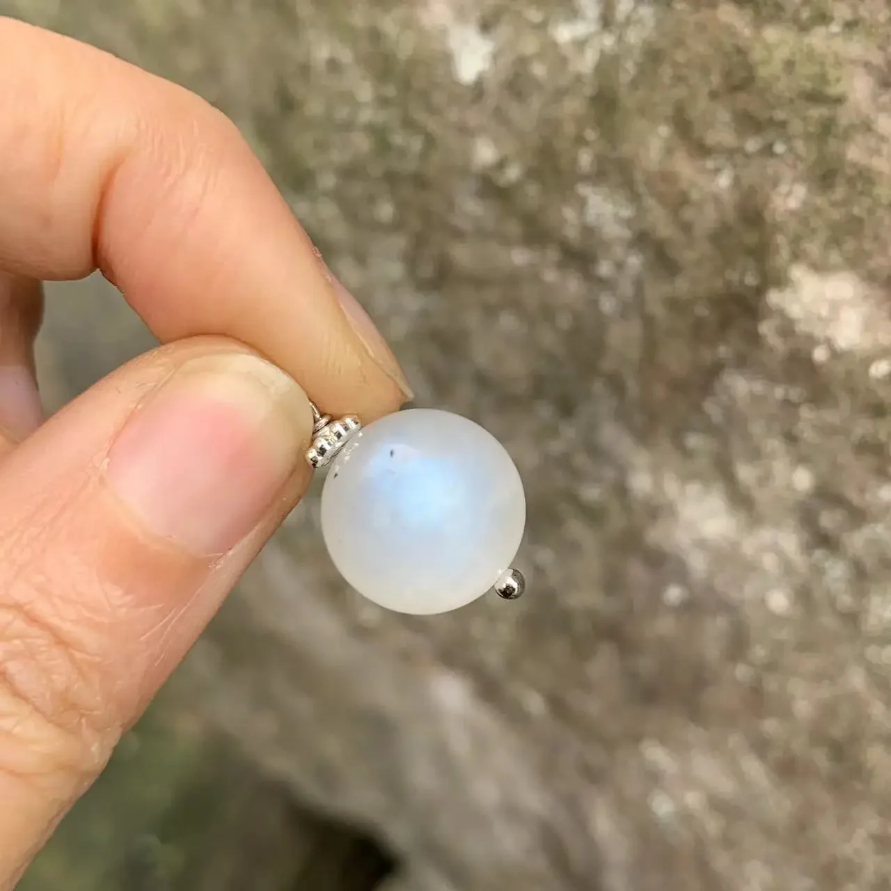 Pendant Necklace 11MM Natural Blue Moonstone Pendant Necklace Fine Jewelry Stones Healing Energy Gift Lucky Jewelry