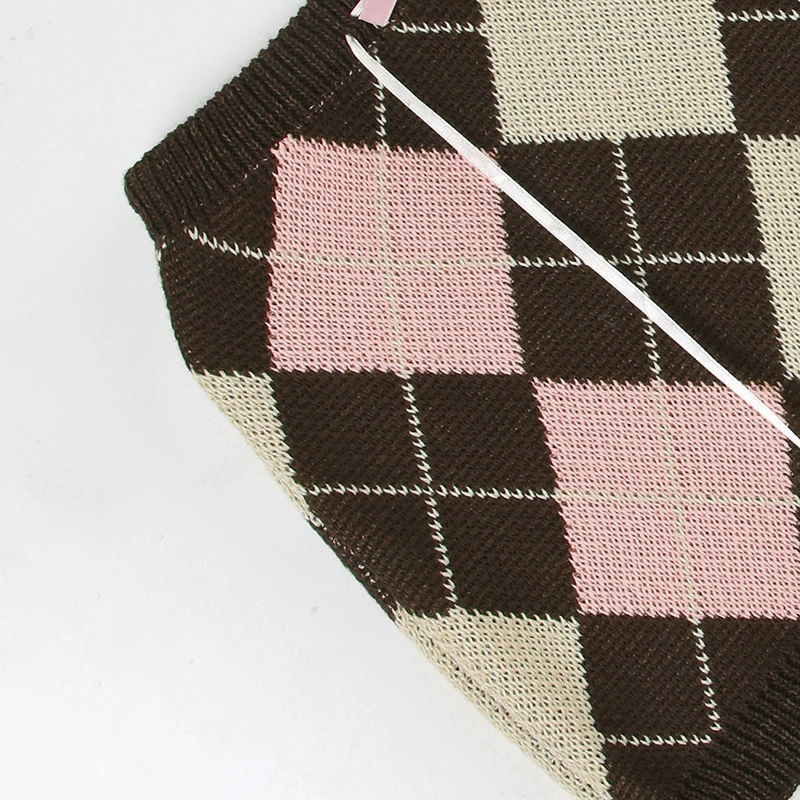 Faldas de punto de otoño con rombos, bonitas y dulces, a cuadros, con bolas de peluche y lazos, a la moda, minifaldas de moda.