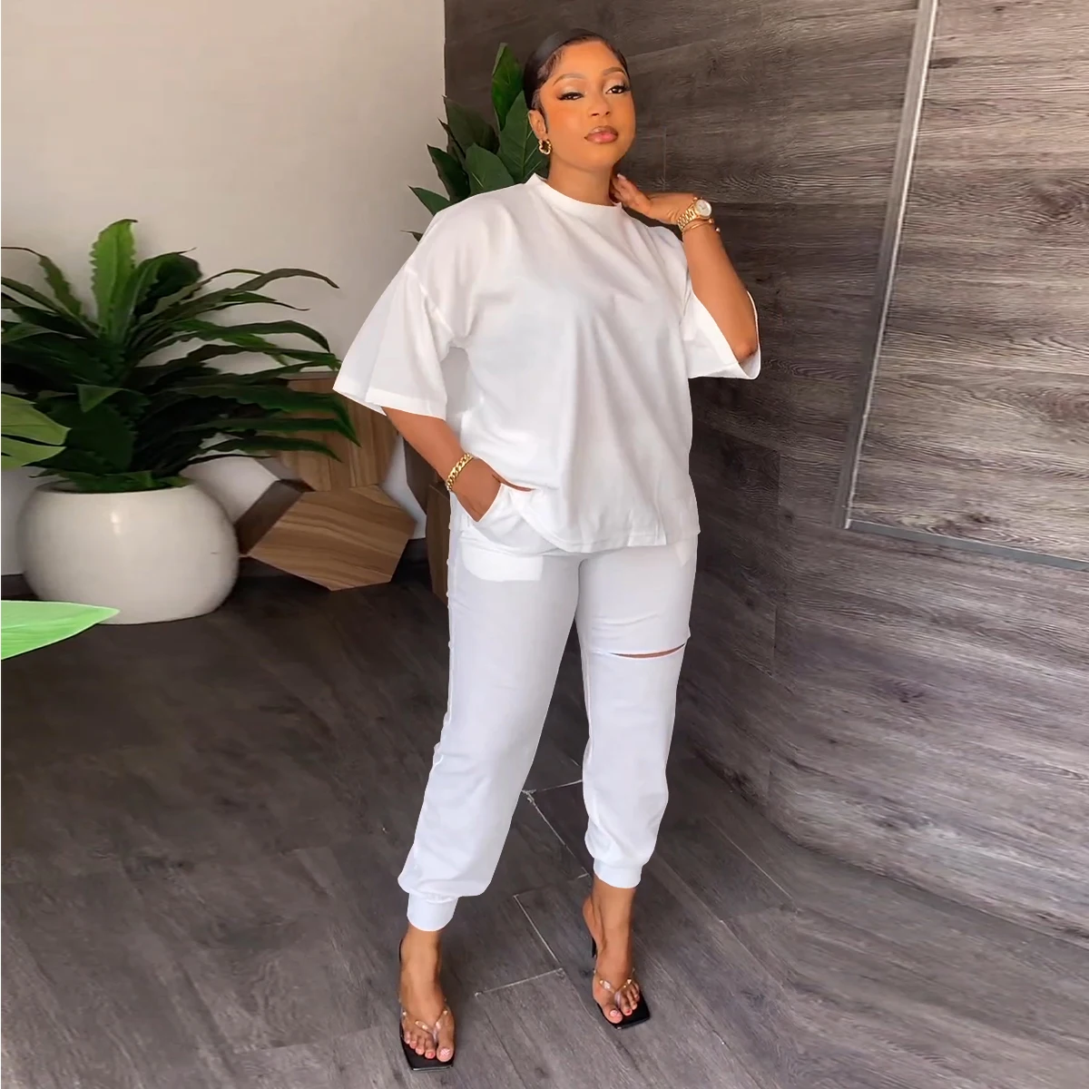 CAELIRA – CASUAL WOMEN’S TWO-PIECE SET