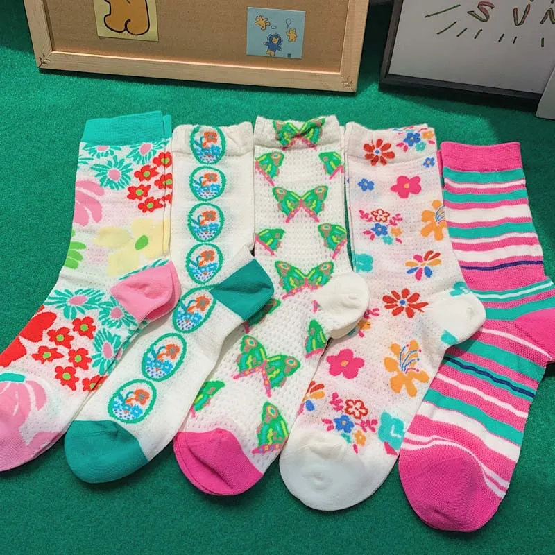 

2023 Fashion Harajuku Women's socks Original design art flower butterfly socks mesh stripes cute funny socks for women
