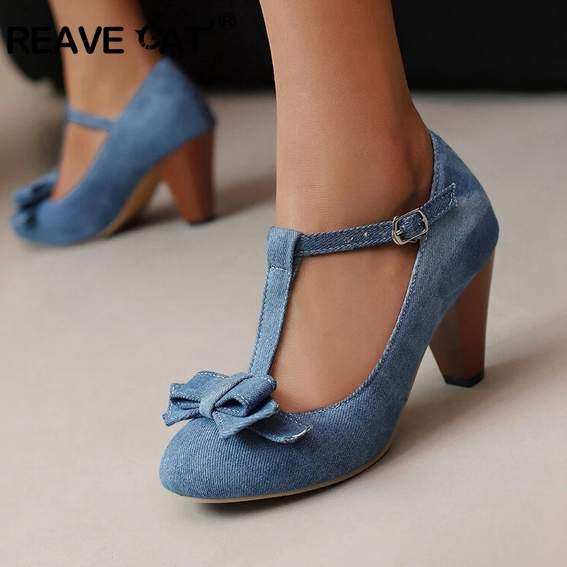 

Reave Cat Women Pumps Pointed Toe 7.5cm Spike Heel Denim Fabric Big Bow T- Strap Fashion New Design Party Office Big Size 46 47