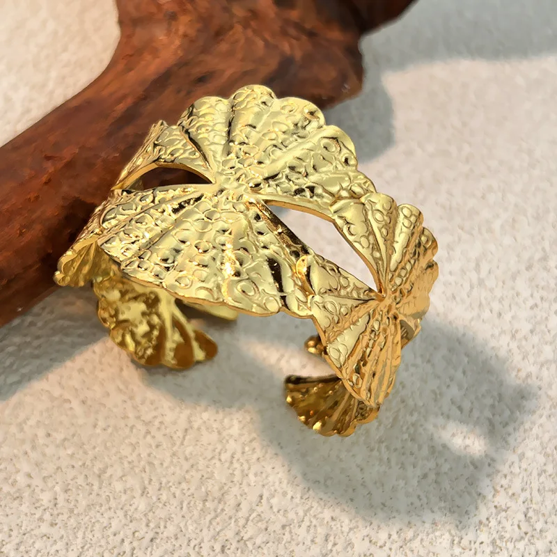 New Retro Stainless Steel Wide Cuff Bangle for Women Gold Color Daisy Lily Ginkgo Leaf Opening Bracelet Femme Aesthetic Jewelry