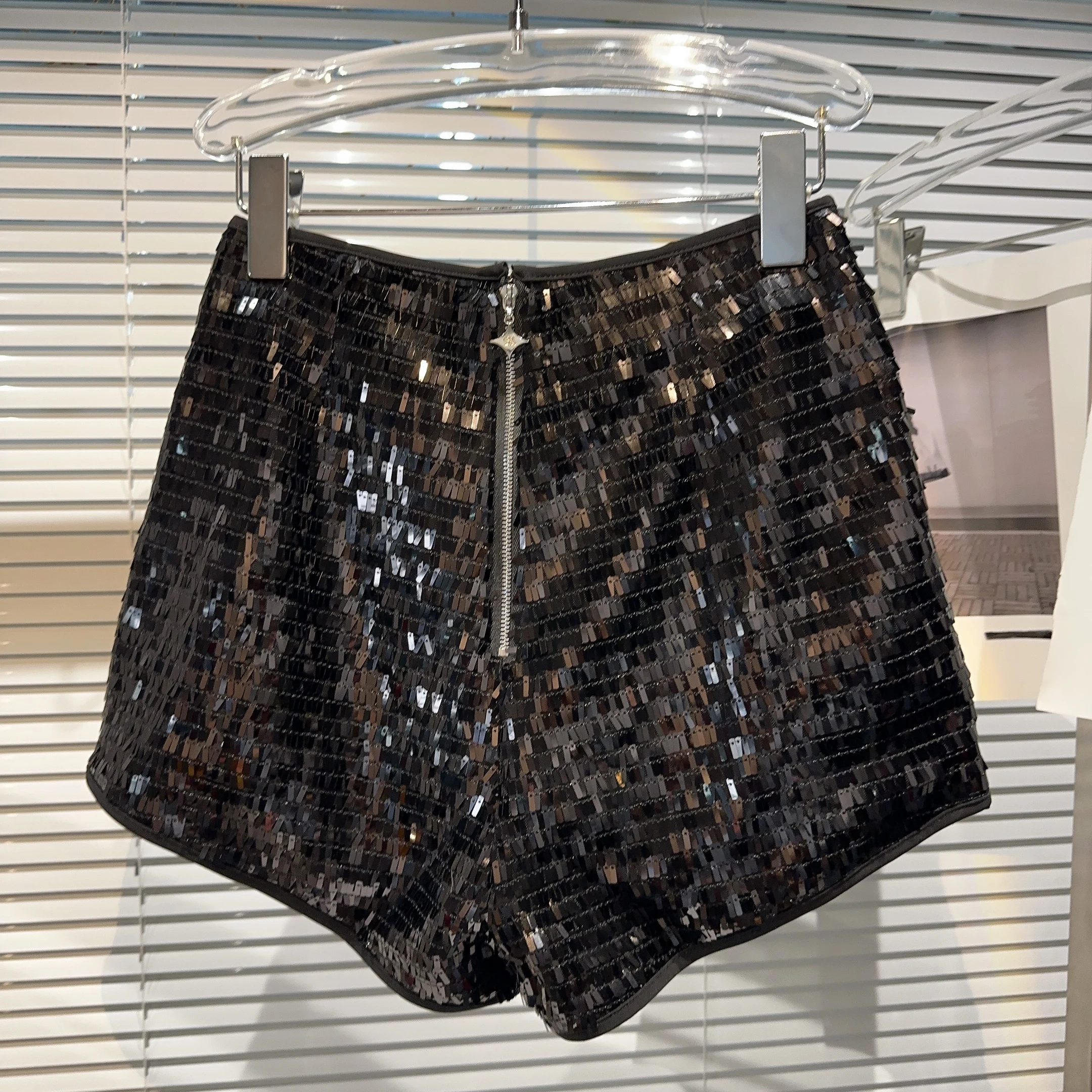 Hot Girl Square Sequined Heavy Industry Cool High Waisted Three-Point Shorts 2023 Summer New Nightclub Sexy Booty Shorts Women