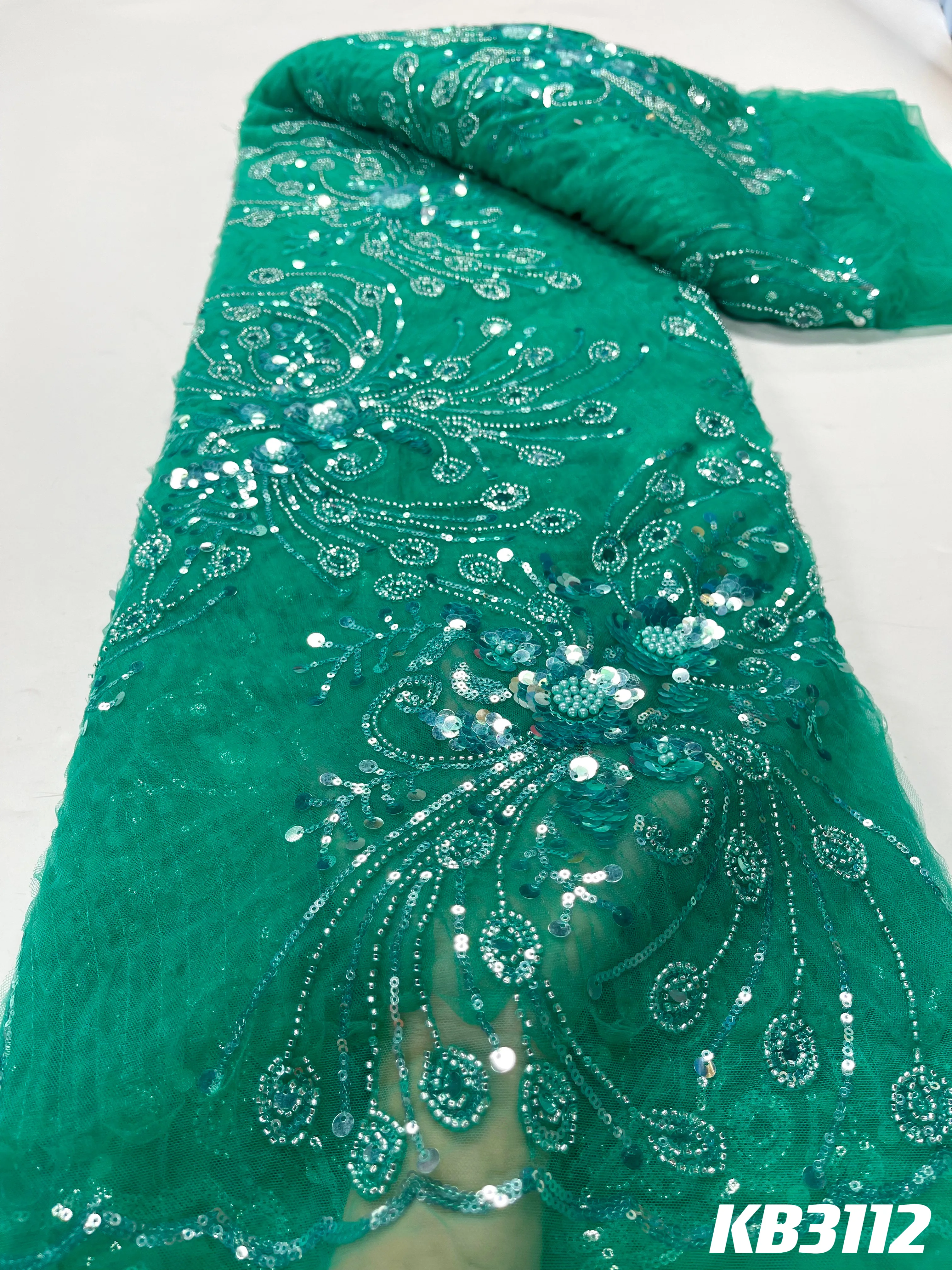 

Nigeria Sequins Beaded Lace Green Beads Fabric Latest Lace Fabric High Quality 2023 White Tulle Lace For Party Clothes KB3112