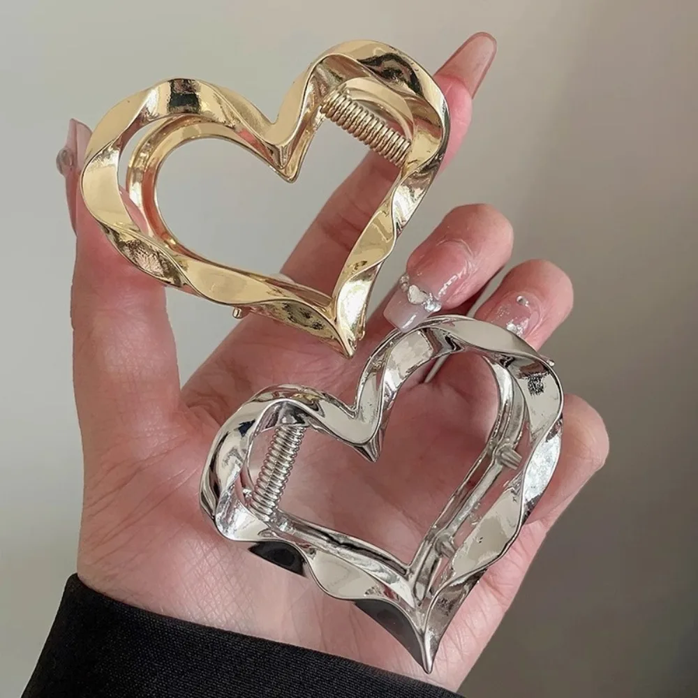 

Металлическая Заколка-клипса, темпераментная заколка для волос, задняя ложка, Высококачественная сковорода, заколка для волос в виде акулы, аксессуары для укладки волос