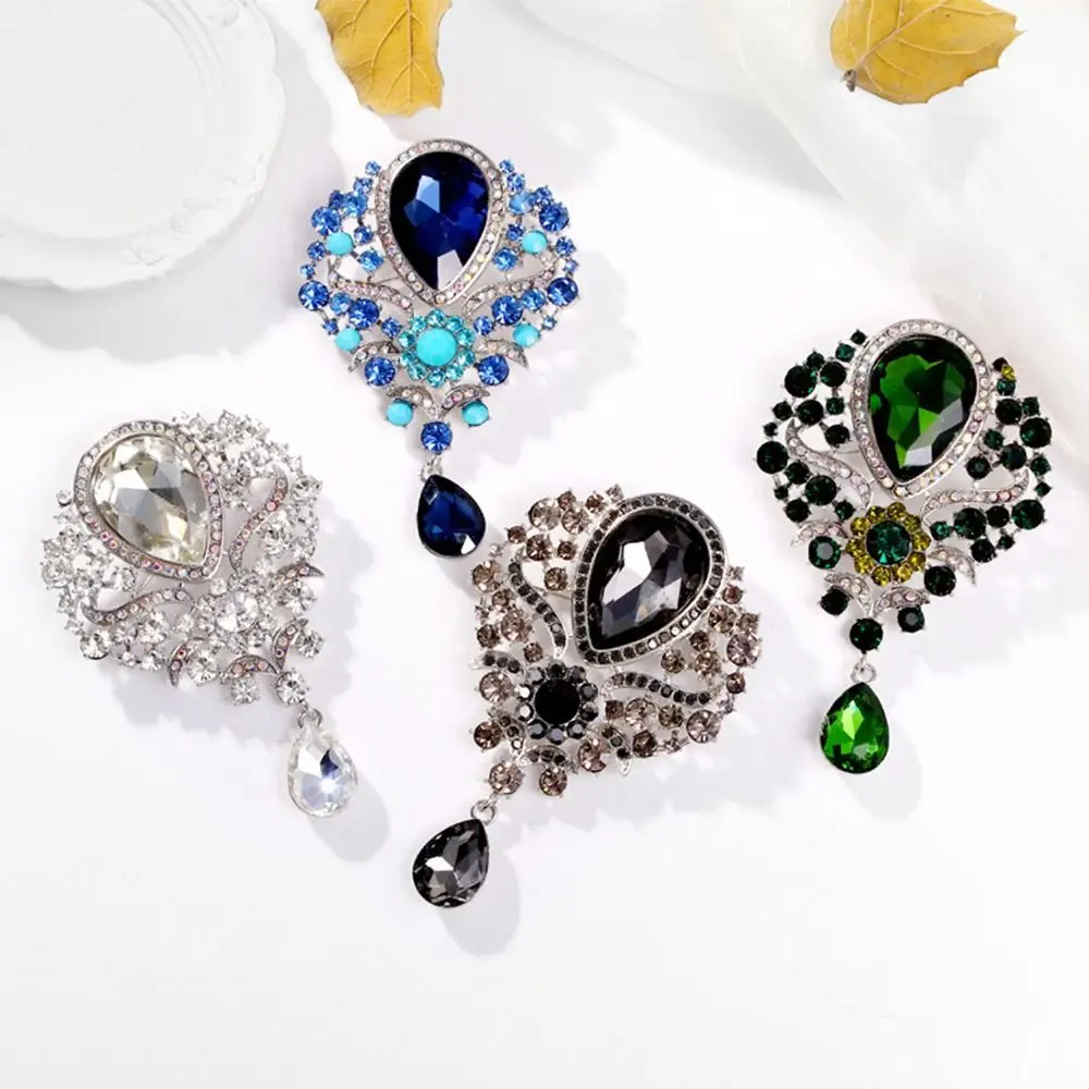 Trendy Clear Crystal Wedding Brooch Flower Design Water Drop Shape Crystal Rhinestone Brooch DIY Bridal Accessory Party