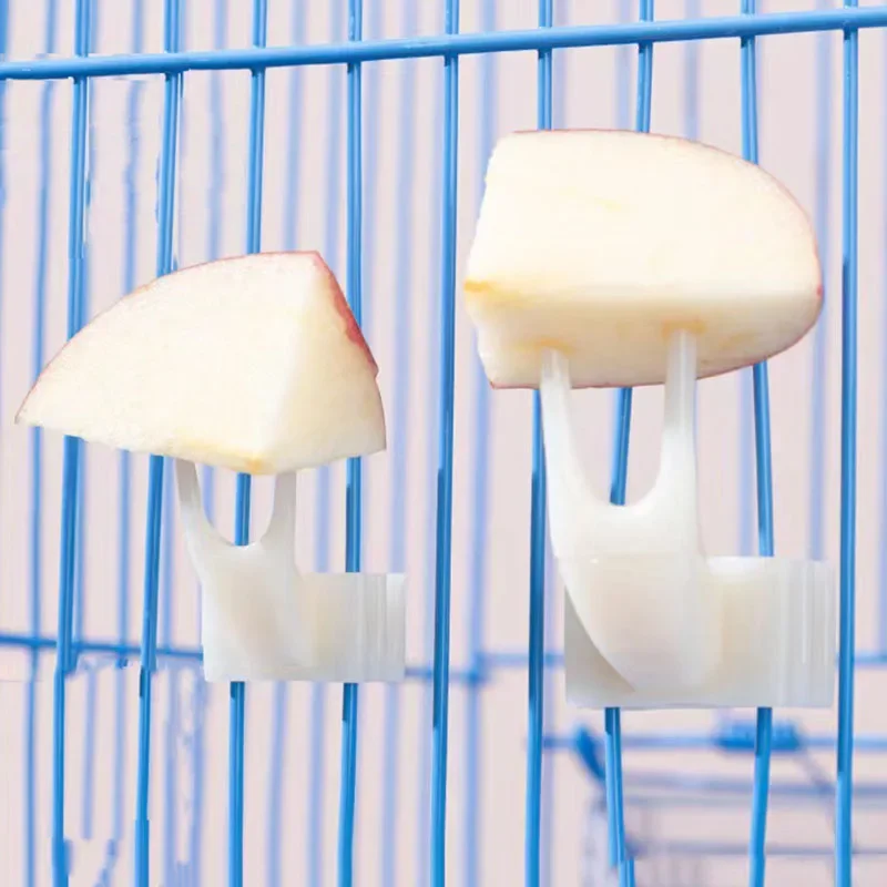 5pcs Plastic Pet Parrot Feeder Fruit Corn Fork Toys Chicken Vegetables Holder Hang Cage Feeding Stick Feeder Accessories Brid