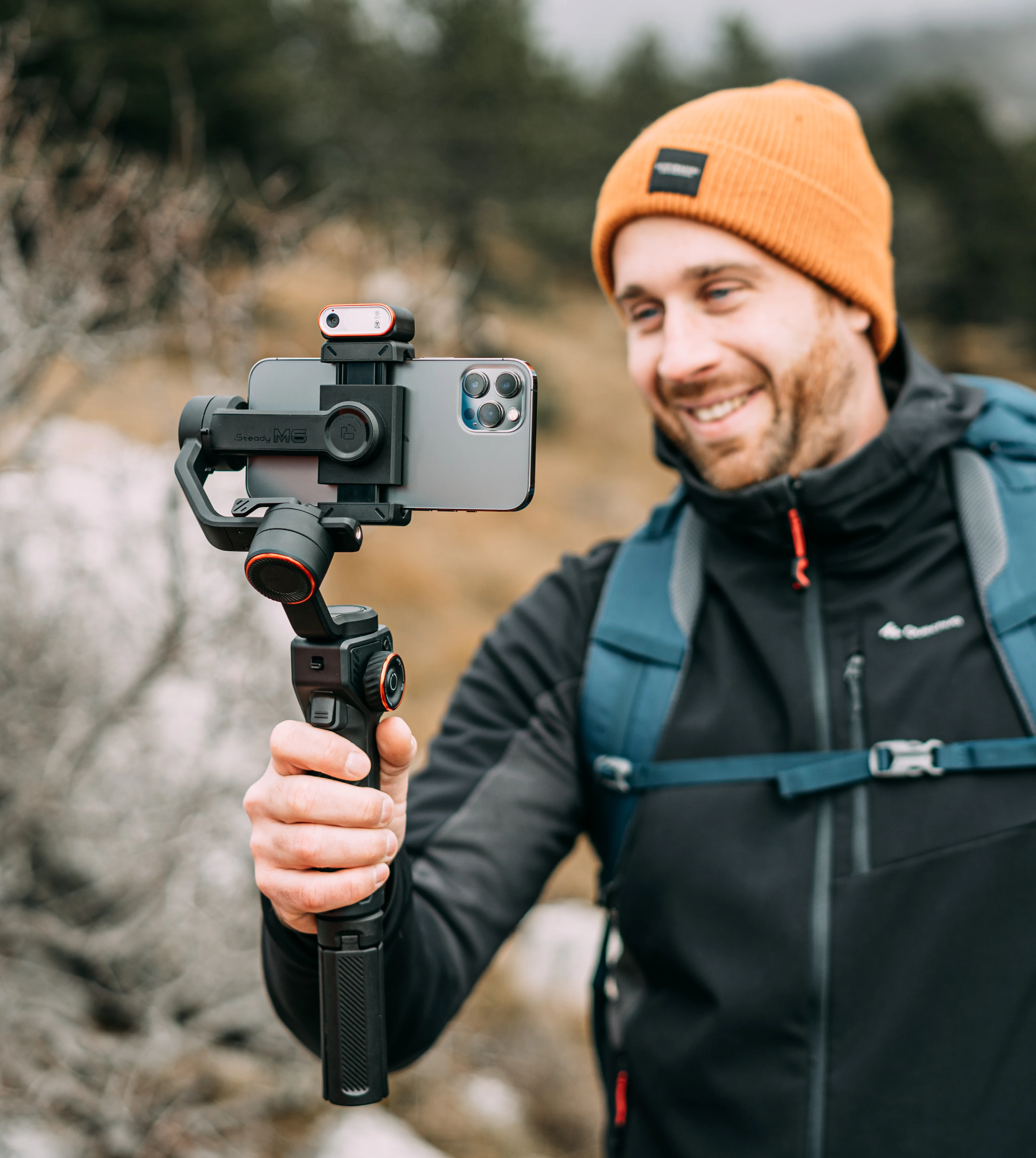 Description Picture 3 of itemHohem Official-website iSteady M6 3-Axis Gimbal Cell phone stabilizer with AI Magnetic Fill Light Full Color Video Record Vlogg