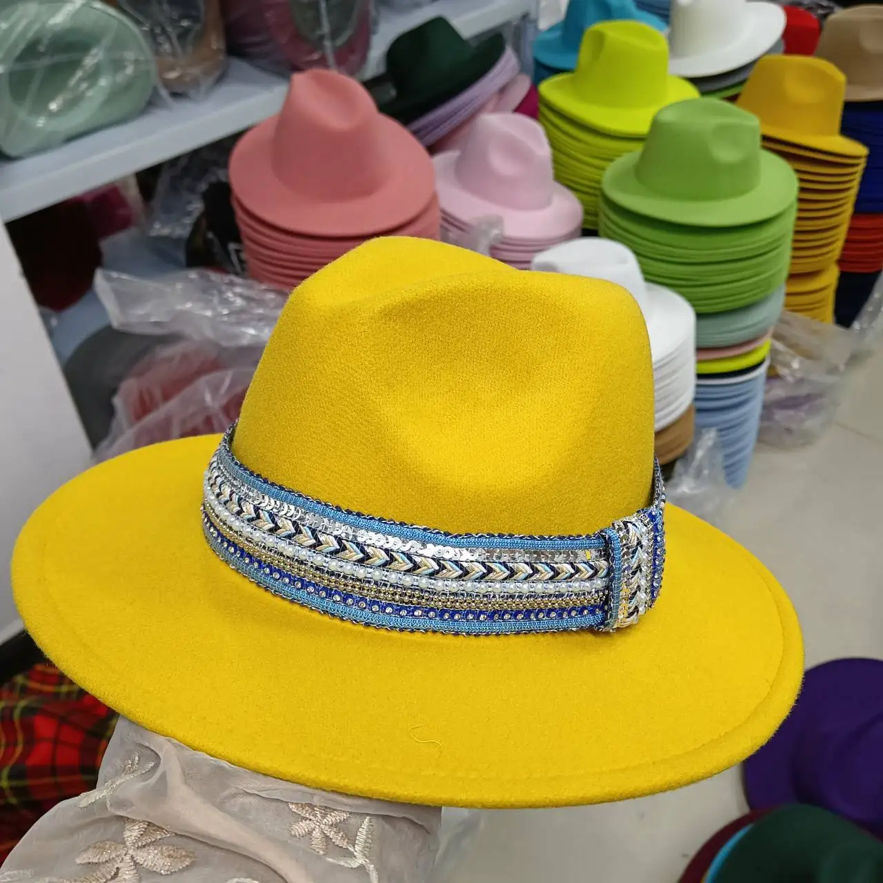 

Women's hat, men's felt hat, feather, luxury, fashion, leisure, wedding decoration, men's and women's Fedora, start with the sna