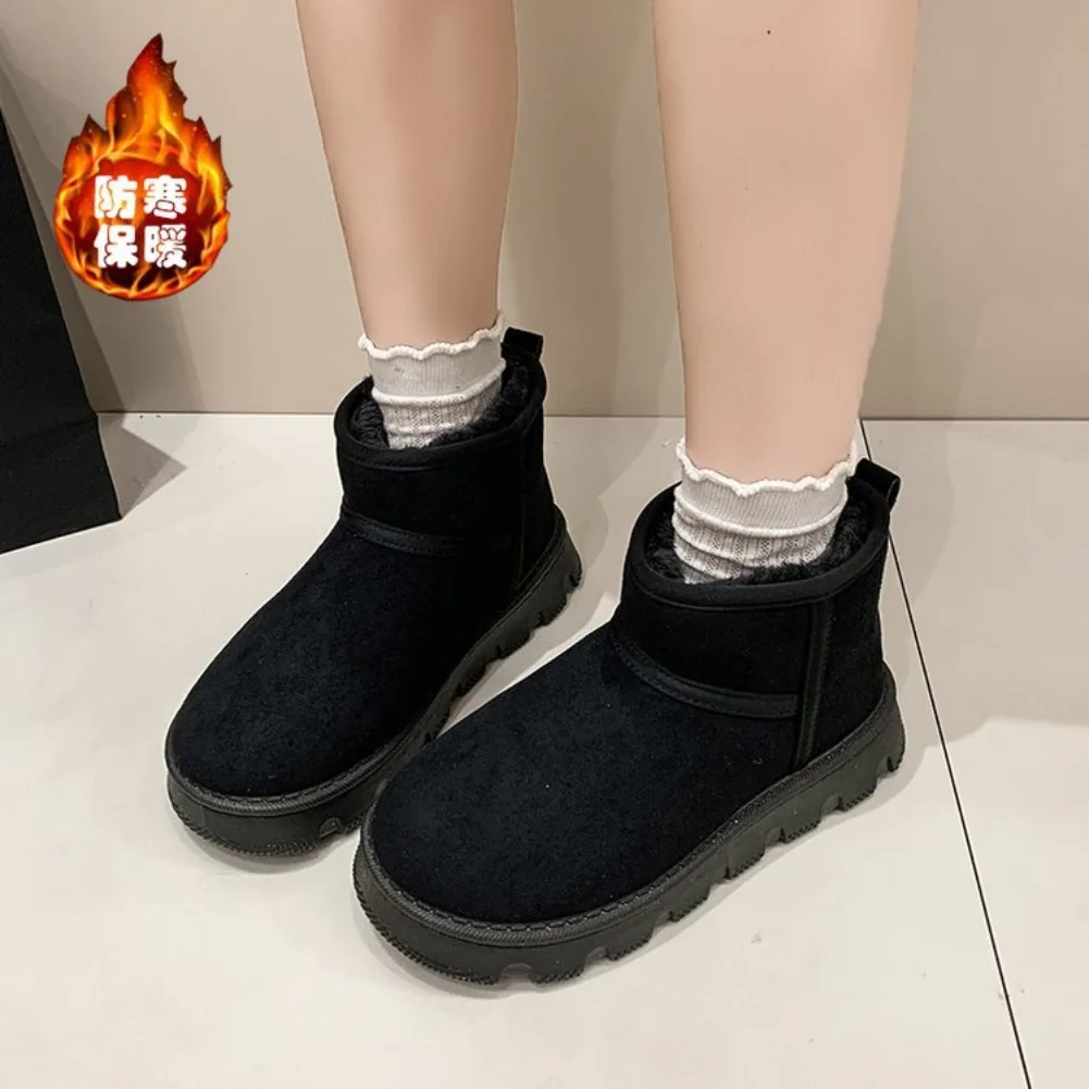 2026 Women's Thick-Soled Snow Boots with Added Padding, Thickened Anti-Slip Short Snow Boots, Warm Soft-Soled Cotton Shoes