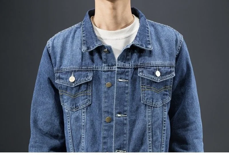 Jaqueta jeans múltiplos bolsos
