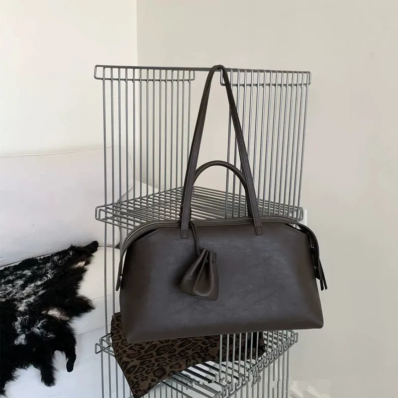 Large Capacity Top Layer Leather Tote Bag Vintage Simple 2025 New Leather Underarm Commuter Tot Bag Women's Bag