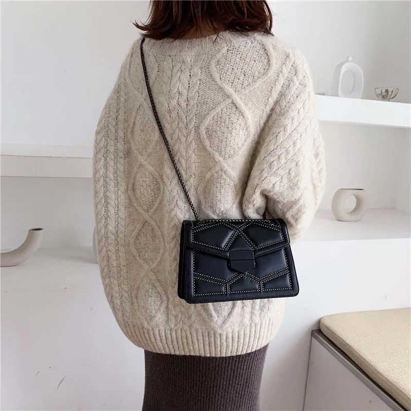 Chain Shoulder Bag Simple Crossbody Classic Style Exquisite Handbag For Woman High-Quality Messenger Versatile Luxury Fashion
