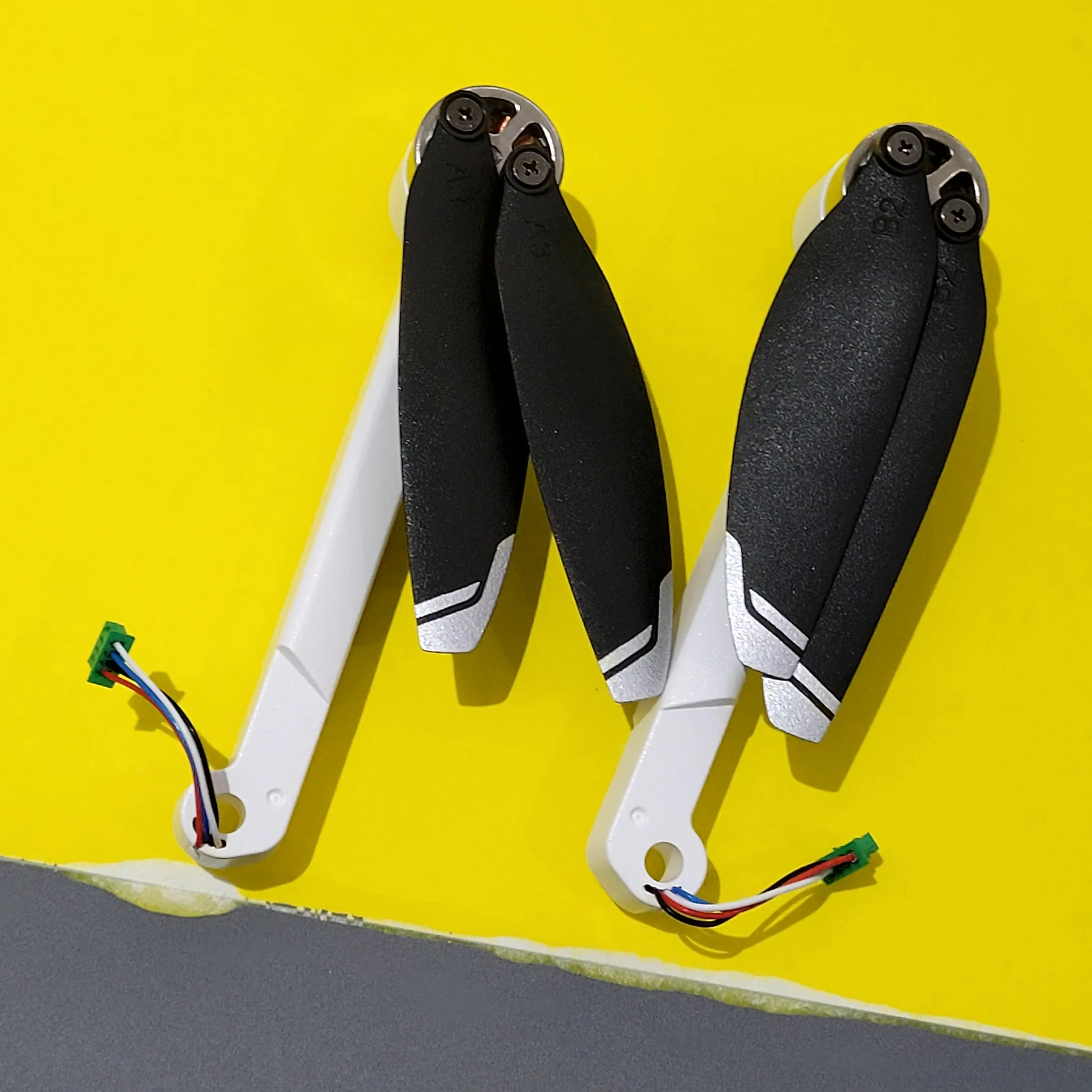 Bras Moteur Arrière A/B pour Drone S-X1 LSRC - Pièce de Rechange