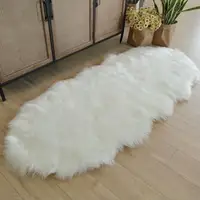 1Pcs 60x100cm Imitation Wool Fluffy Carpet with Wavy Edges Plush Floor Mat Sofa Bedside Blanket Home Decor 2