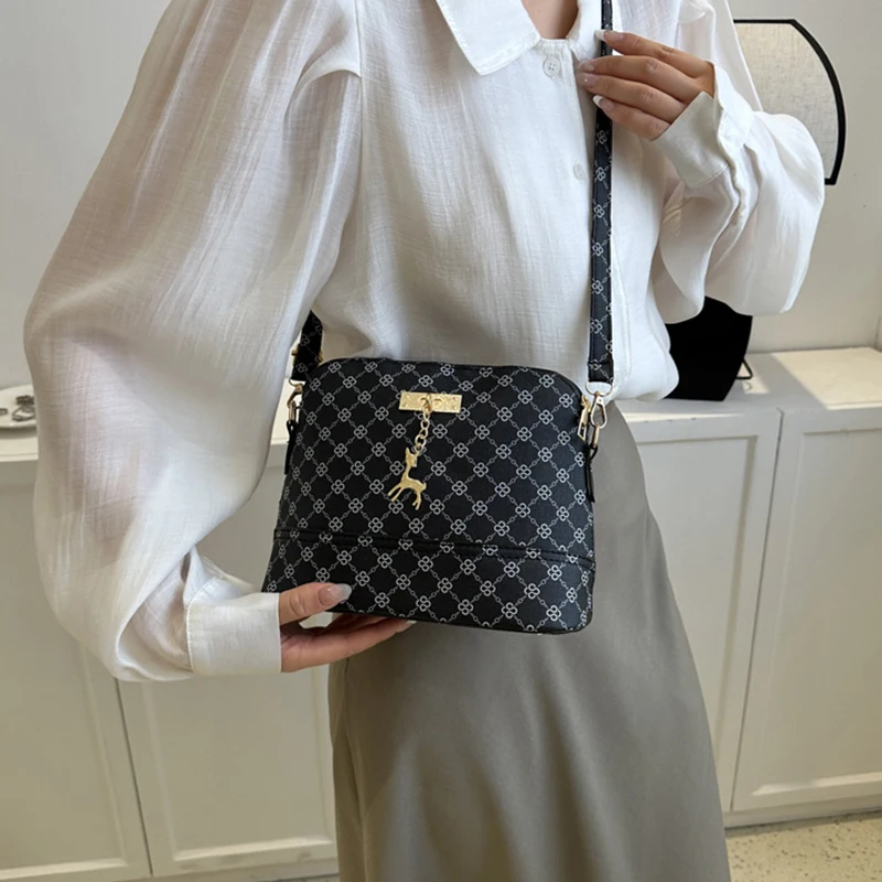 Retro Print Crossbody Bag For Women PU Leather Versatile Small Shoulder Handbag Purse Ladies Luxury Design Shell Messenger Bag