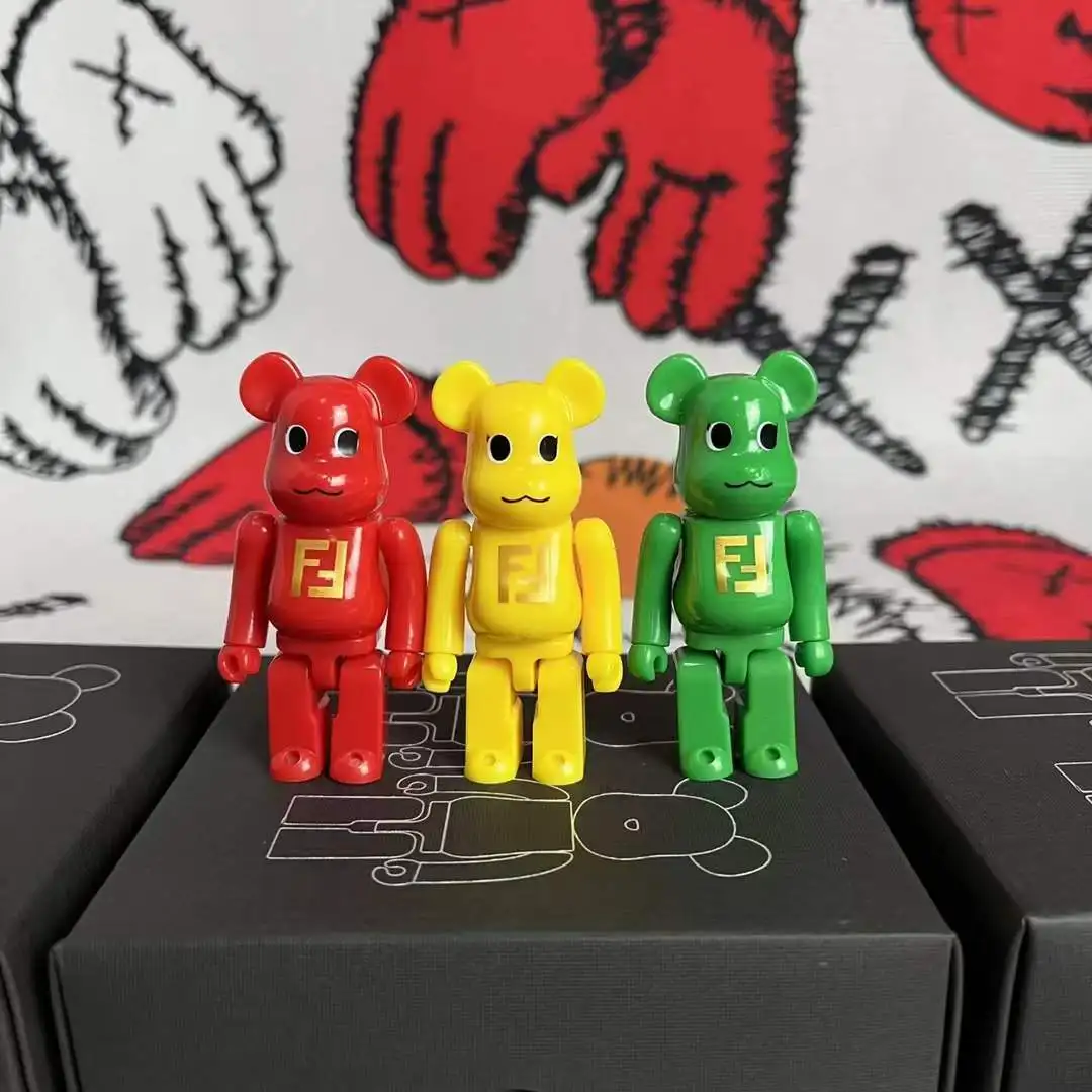 

Bearbrick 100% Figure Key Pendant Toy Doll 7cm Bear Brick Kawaii Model Anime Action Figures Decoration Exquisite Packing Gift