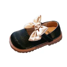 

2022 Autumn New Solid Shallow Solid Black with Butterfly-knot Korean Style Square-toe Breathable Sandals Drop Shipping Hollow PU