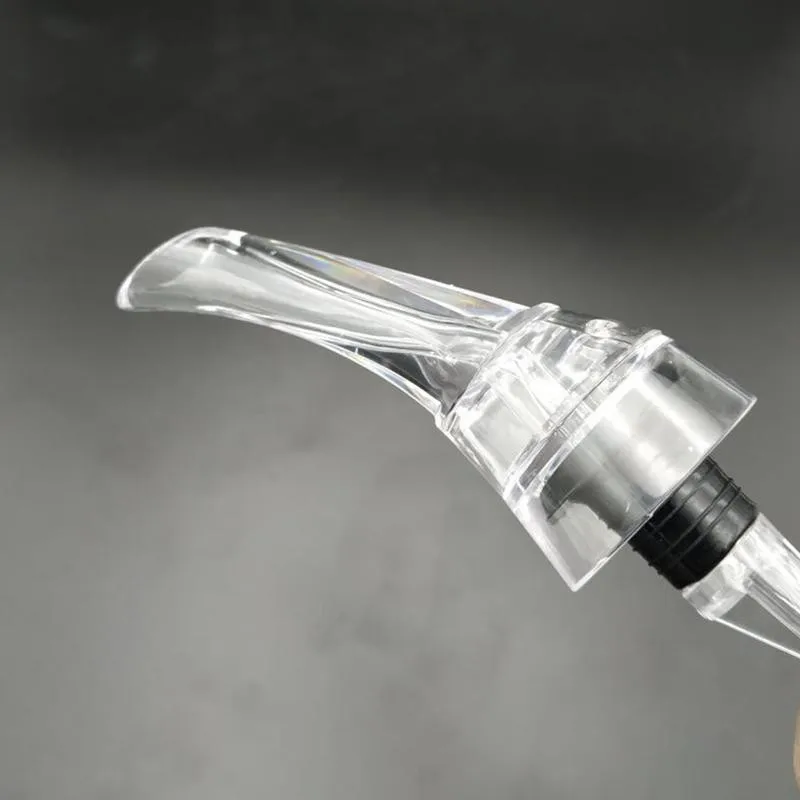 Description Picture 5 of itemEagle Beak Wine Decanter Red Wine Aerating Pourer Spout Decanter Wine Aerator Quick Aerating Pouring Tool Pump Portable Filter