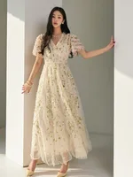 فستان حفلات نسائي بخصر عالٍ ، شاش أنيق ، كشكشة ، أكمام قصيرة ، تطريز زهور ، موضة ، جديد ، ربيع ، أو 13DB5099 1