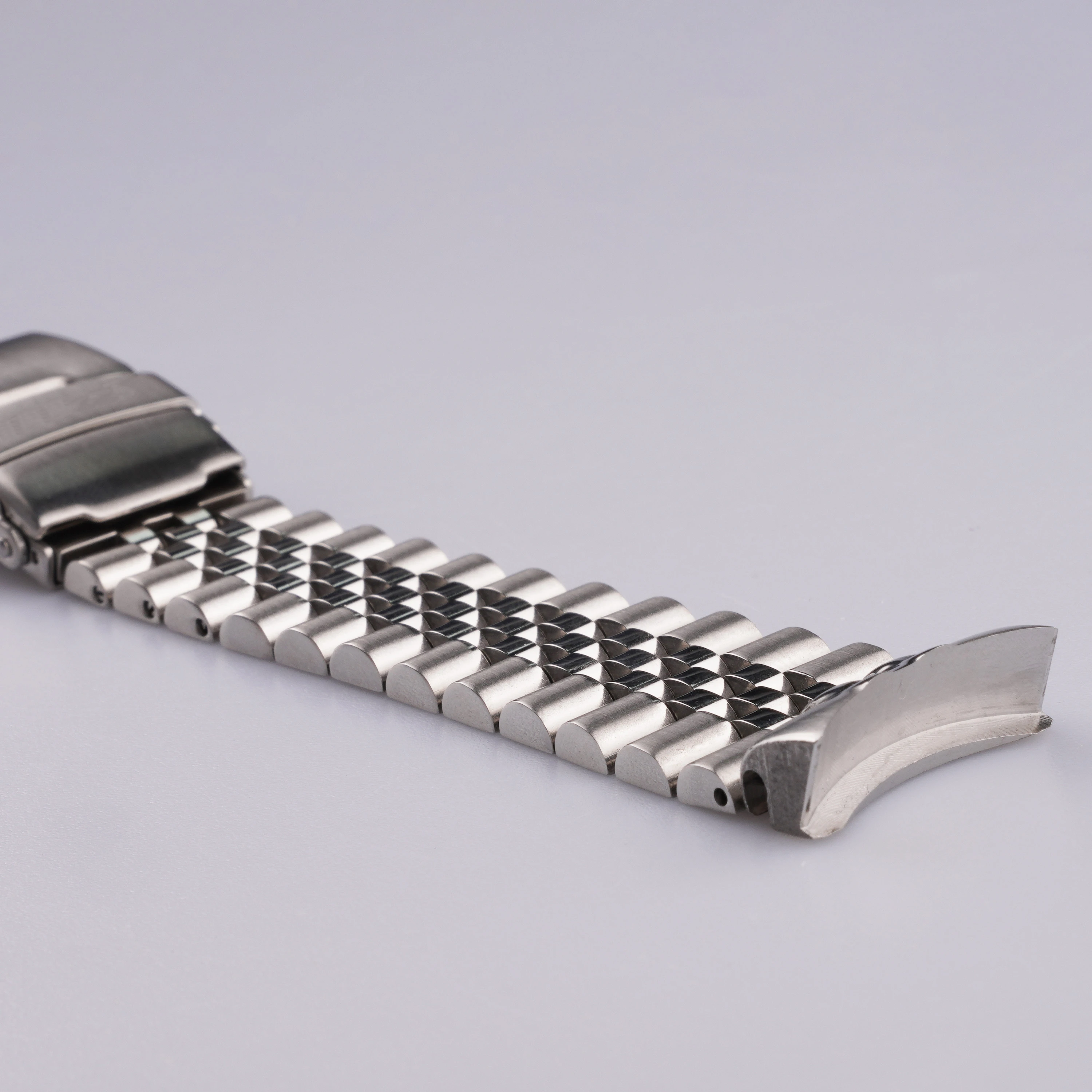 22mm Silver Jubilee Bracelet Watch Band Solid Curved End Links Strap  Bracelet Double Push Clasp For Seiko 5 Srpd53k1 Skx007 - Watchbands -  AliExpress