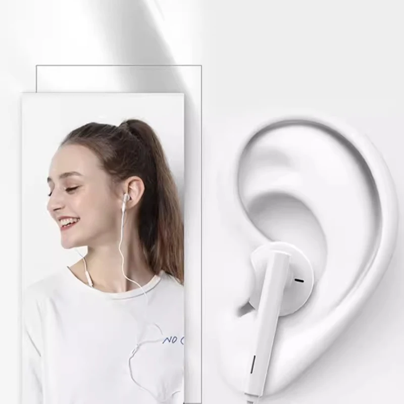 High-Quality 3.5mm In-Ear Wired Earbuds with Microphone and Remote Control