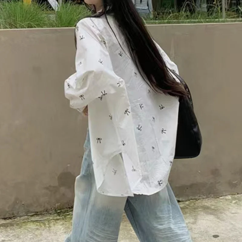 Camisa Y2K para mujer, blusa con estampado de lazo, cuello de solapa, botonadura sencilla, manga larga con bolsillo, ropa de calle de los años 2000