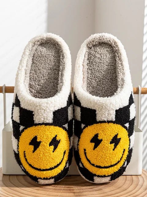 Grande volto sorridente Pantofole da casa da donna Calde cartoni