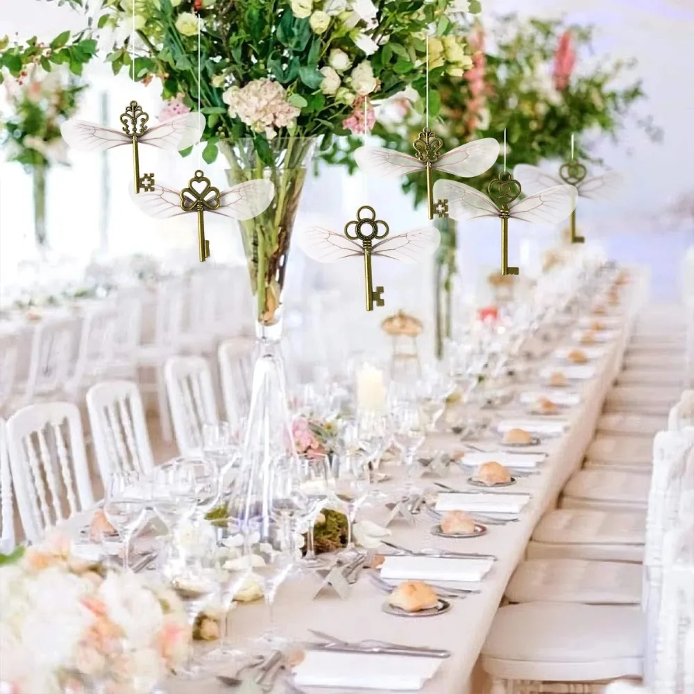 49pcs/set Vintage Skeleton Keys Dragonfly Pendant Set Bronze Realistic Flying Key Hanging Decoration DIY