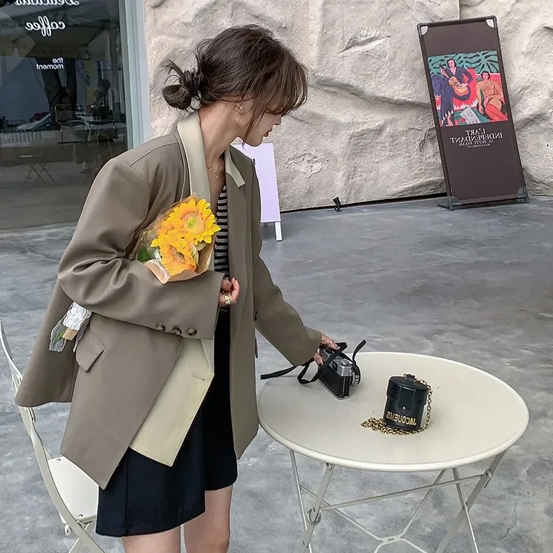 Рисунок 4 - Женский костюм из двух предметов