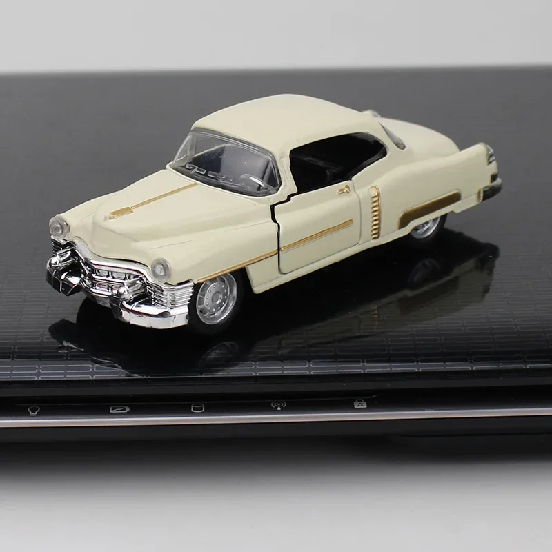

Модель Cadillac Benz 1:36, винтажная Автомобильная автобана, Polizei, Классическая модель автомобиля, внедорожник, металлическое украшение, украшения для дня рождения G8