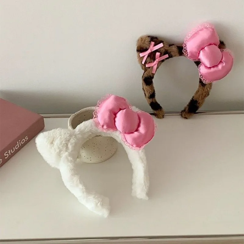 

Ободок для волос Sanrio Женский, милая однотонная повязка на голову с рисунком Hello Kitty в стиле аниме, модные аксессуары для волос для девушек