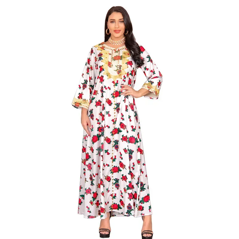 فستان طويل مورّد بتطريز صدري أنيق – ألوان متعددة