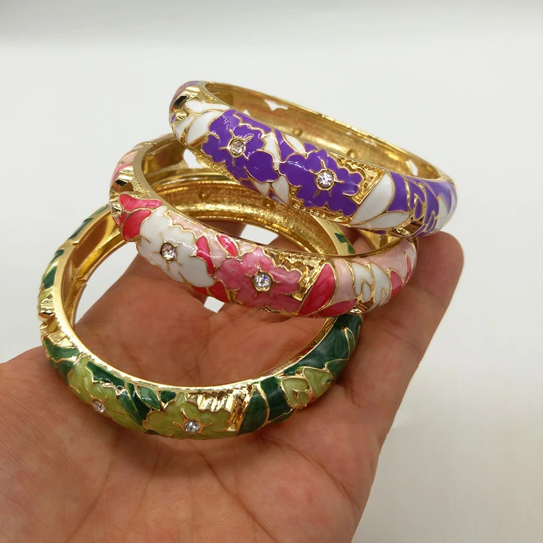 Gigi Bracelet - Hand Stamped Wire Bangle For Great Grandma - Family Tree Design (Yaya Bangle, Stainless Steel)